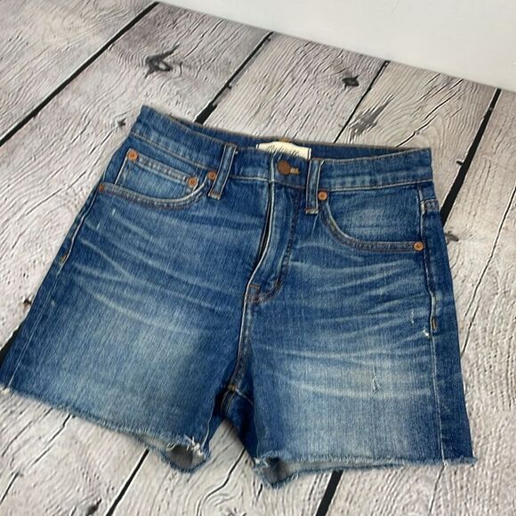 Madewell Classic Blue Denim Shorts with raw hem size 23 - Picture 4 of 11